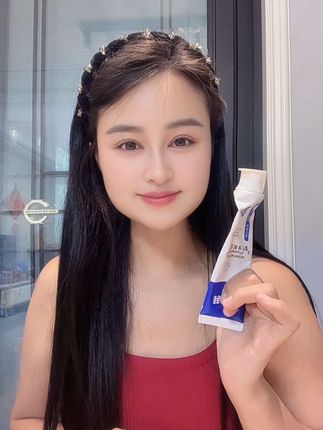 牙黑牙黄刷不白的,一定要去试试这款美白牙膏,清新口气,去黄去黑渍,关键是试用30天,刷不白不满意直接退!#牙膏 #美白牙膏 #牙膏推荐 #美白牙齿 #清新口气牙膏推荐