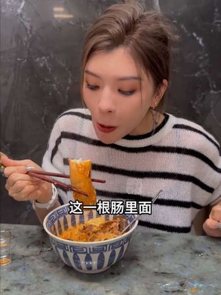 爆汁海鲜虾肠,您值得品尝!含90%虾肉含量,胶原蛋白皮,满满的蛋白质含量,配料表干净,孕妈小孩可以放心吃#虾肠 #烤肠 #好吃到停不下来 #抖音美食推荐官 #嘉之派