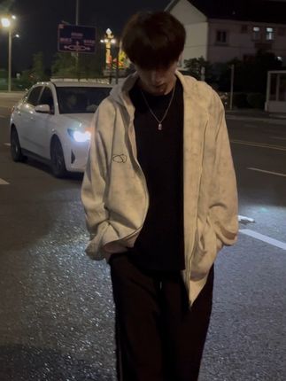 我能给你的只有感觉#秋季卫衣 #开衫卫衣 #少年感 #早秋新潮季