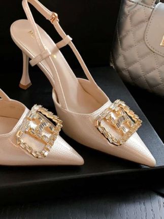 凉鞋女款新款爆款高跟性感时尚时装凉鞋尖头水钻法式仙女风#百搭女鞋 #新款女鞋 #美鞋搭配 #时尚百搭女鞋 #老爹鞋