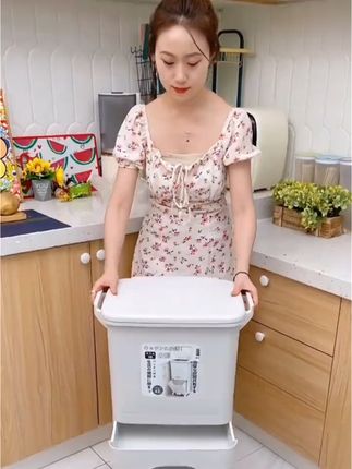 #上热门 厨房垃圾桶,家用厨余分类带盖大容量高款干湿分离脚踩脚踏式大号#垃圾桶 #干湿垃圾分类 #方便又实用 #生活好帮手