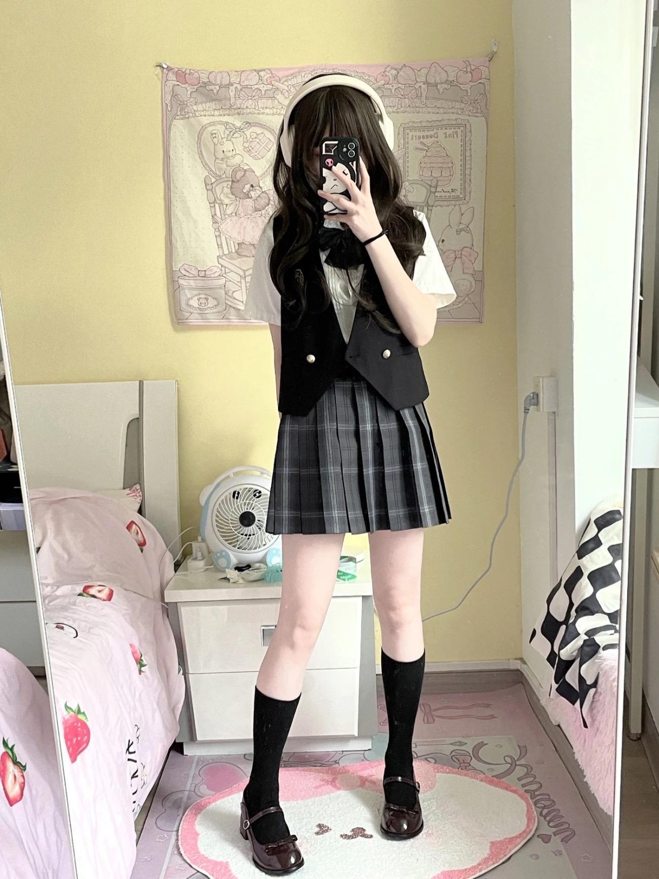 开始期待秋天🍂#初雪jk #jk制服 #jk格裙 #ootd穿搭 #学院风穿搭