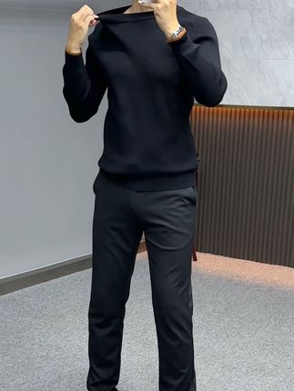 这件毛衣有里子有面子,抗起球设计,软糯亲肤,展现男人的品味! #秋冬穿搭 #针织毛衣 #面料柔软舒适 #谁穿谁好看 #好物推荐🔥