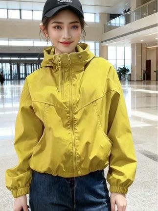 冲锋衣女春秋季短款外套运动小个子时尚洋气夹克上衣 #早秋穿搭三分钟出门不是梦 #冲锋衣 #女装穿搭 #春秋新款 #小个子穿搭