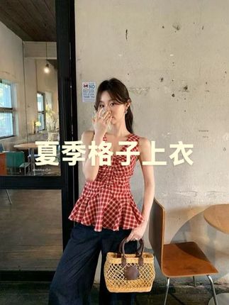 韩版2025夏红格背心女海边度假辣妹无袖外穿上衣格子气质性感#夏季穿搭 #百搭上衣 #显瘦穿搭 #爆款热卖中 #ootd穿搭