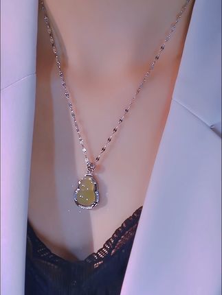 新款绿葫芦项链女#时尚饰品 #饰品分享 #项链吊坠 #戒指 #项链