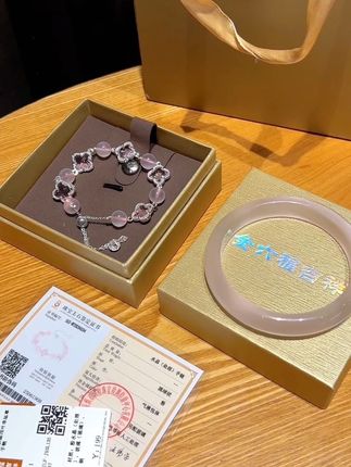 我的四叶草水晶手链 愿四叶草水晶祝我们幸运#手链 #四叶草