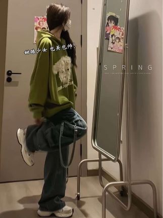 甜酷少女,包美包帅#ootd穿搭 #今天穿什么 #韩系穿搭 #卫衣#谁穿谁好看
