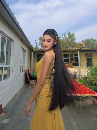 #长发飘飘的小姐姐 #新疆女孩儿