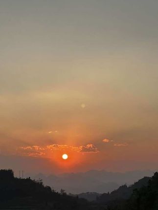 @一个可以给你提供情绪价值的人,真的是生活里的良药!事事有回应,件件有着落,凡事有交代,句句有回答。久处不厌,必谈不烦 从不敷衍,绝不怠慢,行为就是答案,所以我从来不问为什么。#正能量上热门 #正能量短视频创作 #传播正能量视频 #抖音综艺 #每日更新