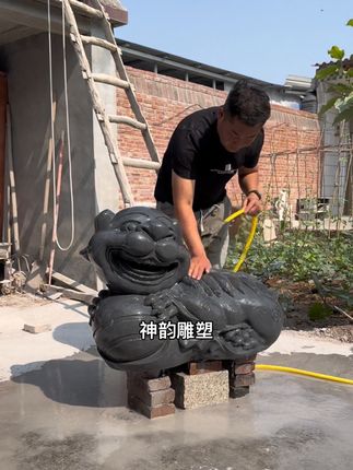 曹大善人同款貔貅,天然石头,门前装饰#曹德旺同款貔貅 #工艺摆件 #庭院装饰 #门口摆件