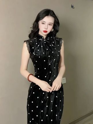 #新款连衣裙 #法式连衣裙 #旗袍定制 #简洁高级穿搭