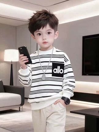 #男童穿搭 #儿童卫衣穿搭 #高品质童装 #潮童必备 #国庆出游穿搭 @抖加🔥上热门🔥dou+🔥热点宝 @DOU+小助手