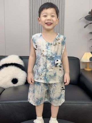 刷到别犹豫,大码160也才这个价!巨舒服巨凉快的国风小套装,凉凉滑滑的就像行走的小空调,轻薄透气又凉快!#儿童套装#国风套装#男童套装#高品质童装 #新中式穿搭