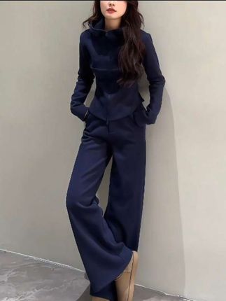 秋装女款爆款2025新款高端阔太太时髦女装纯色休闲运动套装两件套#秋季穿搭 #运动套装 #时尚穿搭 #高级感穿搭 #谁穿谁好看