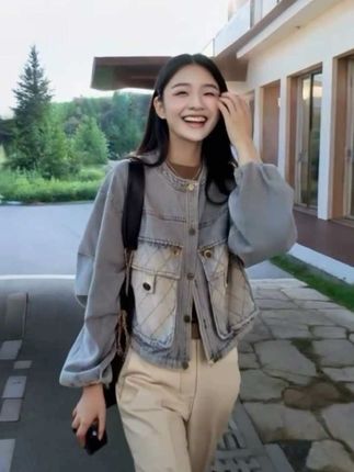 #创作灵感 有脑子的女人,一定是先搞好自己,为自己买套房,房产证上写自己的名字,要比结婚证更有安全感#女装 #小个子显高显瘦穿搭 #通勤搭配 #牛仔外套