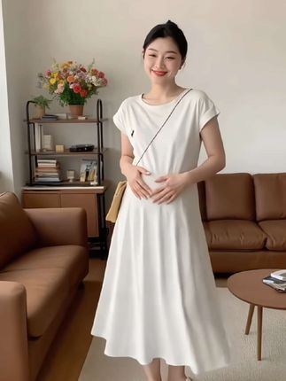 #孕期穿搭 #孕妇装 #最美孕妇 #气质连衣裙 #温柔风穿搭