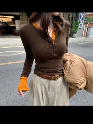 #T恤 2025春秋撞色假两件独特别致内搭打底衫女超好看减龄辣妹长袖上衣#ootd穿搭 #显瘦穿搭 #面料柔软舒适 #谁穿谁好看 @DOU+小助手 @DOU+上热门 @小店随心推