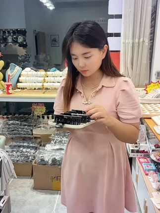 确实好看又结实,性价比很高,我严选出来的鲨鱼夹,小香风抓夹#爆款鲨鱼夹#爆款发夹#秋冬新款