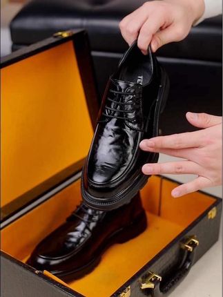 这才叫良心皮鞋!舒适耐穿不臭脚,穿上不想脱,商务休闲都满足!#软底软面穿上超舒服 #好鞋推荐 #脚宽脚胖都可以 #男鞋穿搭