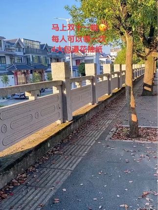 快快快,老铁们,姐妹们,终于等到漫花抽纸也来活动了,到手整整4大包,你看看才啥价,真的太合适了,赶紧整!#囤纸#卫生纸#生活用纸#在抖音入手的好东西 #漫花抽纸推荐