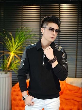 真皮拼接舒适卫衣#简约大气 #穿出高级感 #品质男装 #时尚气质穿搭 #只做高品质
