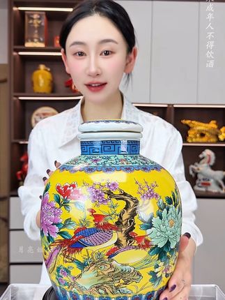杏花村大坛原浆酒福利!景德镇高温烧制陶瓷材质,十斤大容量,杏花村53度清香型纯粮原浆白酒,无论是收藏摆柜还是送人送礼留着自己喝都非常的合适!#送礼佳品 #好酒推荐 #好喝不贵 #纯粮酿造好喝不上头 #白酒