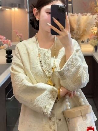 #气质穿搭 #美出高级感 #新中式穿搭 #国风古韵 #在时装周看见东方美