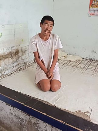 阿亮一早上就可高兴了,唱起他的阿亮之歌了#记录真实生活 #麻酱鸡蛋