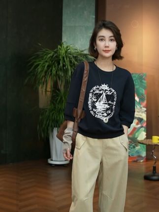 【乘风破浪】秋季新款时尚百搭小众休闲轻奢设计感卫衣 #卫衣 #卫衣穿搭 #卫衣控 #休闲减龄穿搭 #遮肉显瘦