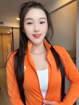 #创作灵感 秋冬跑步装备,成套去拍性价比更高!新款加绒套 装,全拉链长袖十针织长裤,面料亲肤柔软,四面弹力,透气不闷汗,跑步人的最爱#跑步 #运动穿搭 加绒运动套装#好物推荐门 #高档大气上档次