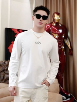 SAM【丝般柔滑】秋季高定软糯莫代尔弹力亲肤闪钻圆领长袖贴身打底#点击小黄车直接购买 @DOU+小助手