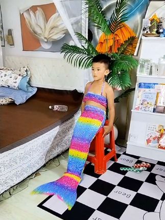 女儿心心念念的美人鱼公主裙泳衣女童美人鱼服装游泳衣公主裙子清:/ 凉美人鱼尾巴泳装衣服女生夏宝儿童新款手工美人鱼泳衣夏季女童人鱼尾巴公主群演出服柔软修身女童美人鱼服装游泳衣公主裙子清:/ 凉美人鱼尾巴泳装衣服女生夏#美人鱼泳衣#儿童泳衣#女童泳衣#美人鱼公主裙#夏季玩水