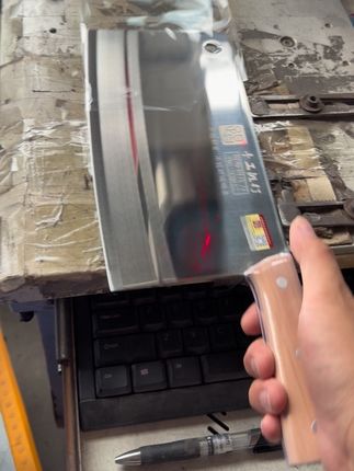 #足昌刀 #工厂实拍视频 #手工锻打菜刀 #厨刀#锋利无比