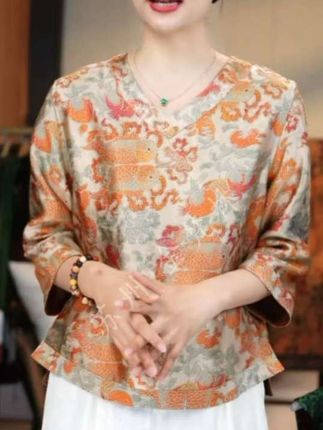 #谁穿谁好看 #穿搭 #美出高级感【锦绣山河】新中式中国风重缎老料V领七分袖不规则双鱼上衣1672#仙女必备 #显瘦穿搭