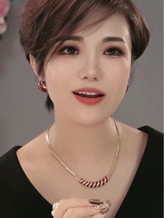 铜合金耳饰 轻奢法式复古几何方形耳环女2025新款潮简约高级感ins#热门#热门音乐🔥