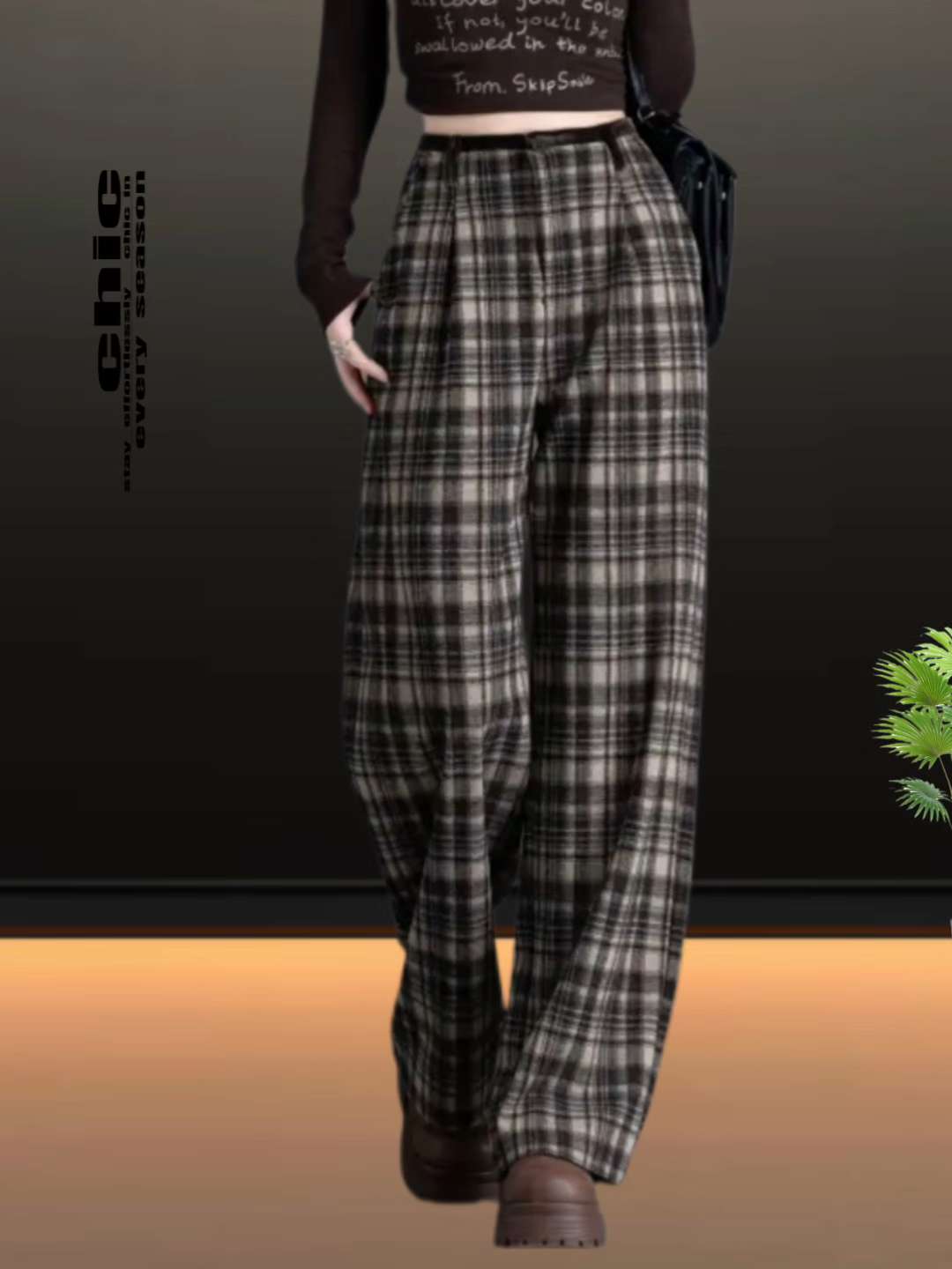 复古毛呢阔腿裤,加绒加厚温暖过冬。高腰宽松版型显瘦显高,经典格子百搭耐看,2025秋冬必 备休闲单品。#显高显瘦显腿长 #保暖又好看 #好穿还显瘦的神裤推 荐 #遮肉显瘦#谁穿谁好看@抖加🔥上热门🔥dou+🔥热点宝