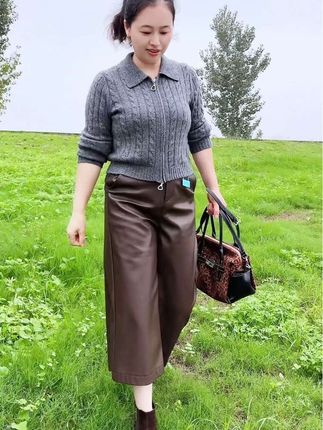 2025秋冬新款八分PU皮宽松阔腿裤,时尚又减龄,#谁穿谁好看特别有女人味