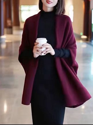 新款蝙蝠袖羊绒披肩女宽松针织羊毛外套洋气开衫斗篷潮外搭高档#新款蝙蝠袖上衣 羊毛披肩#宽松针织羊毛外套#开衫斗蓬潮外搭#洋气减龄 #高端大气时尚百搭