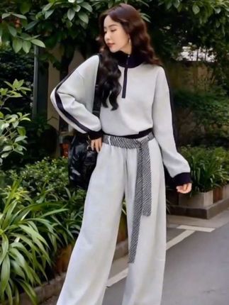 2025秋季新款美式炸街时尚套装女潮流卫衣弯刀百搭宽松垂感休闲裤#美搭尽显女神范 #显高显瘦显腿长 #减龄气质 #简约穿搭 #穿出自信穿出美丽