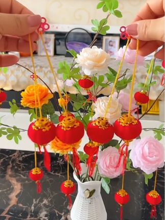 装饰植绒小灯笼,挂饰盆景阳台新年节日装饰气氛挂件#装饰小灯笼 #盆景灯笼挂饰 #小灯笼挂饰
