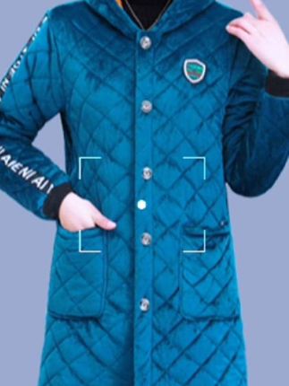 (中秋)六荷女中长款棉服女加绒加厚保暖棉衣老年人秋冬棉袄外套加厚棉衣,到手价35.5元。美女们喜欢就点小黄车下单购买,免费包邮到家一件也包邮,视频同款。