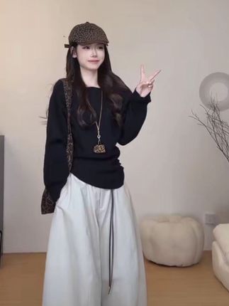 小众设计感收腰排扣斜肩针织衫秋季韩系气质显瘦小衫#针织衫 #毛衣 #斜肩上衣 #露肩上衣 #毛衣