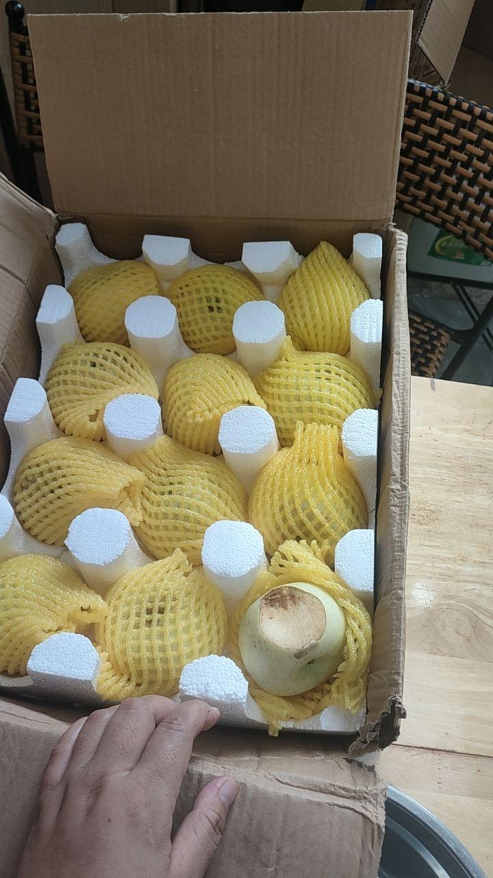 太难吃跟他们说的不一样,硬的都咬不动,回来让退款还不给退,这是个在抖音上买的最差的一回东西#我在抖音买买买