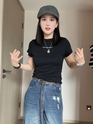 这款上衣三个颜色,两个尺码穿到130斤左右,显瘦洋气!#精品时尚女装