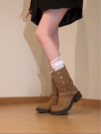 美式复古感十足的短靴!!这个配色真的好好看~ 穿上一整个心动! #靴子#秋冬靴子 #靴子穿搭 #超A靴子 #小众靴子