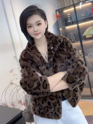 2025领款大豹点冬季新款时尚短款欧貂绒毛毛短外套@DOU+小助手