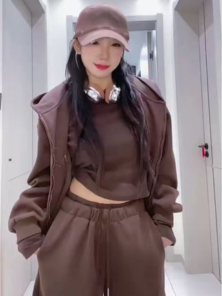 #ootd穿搭 #打火机dj #卫衣套装#打火机卡点