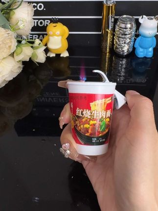 趣味泡面方便面桶装面充气创意防风红色火焰耐高温#打火机#玩个很新的东西 #可爱到爆炸💥 #是时候安排一下了 #潮玩