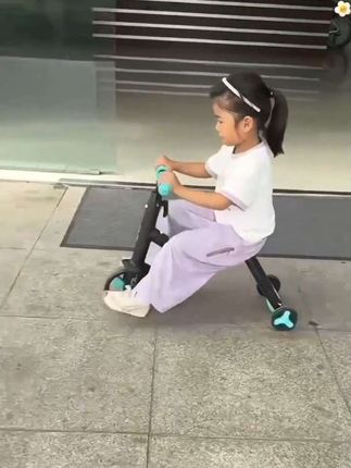 一车多用#儿童滑板车 1-6岁都能玩,骑#三轮车 能锻炼孩子平衡力,买一辆车体验三辆的性能#儿童平衡车#母婴好物